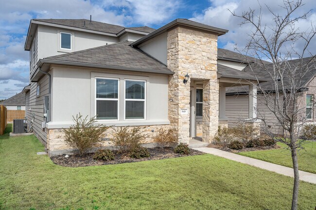 848 Long Run in Liberty Hill, TX - Building Photo - Building Photo