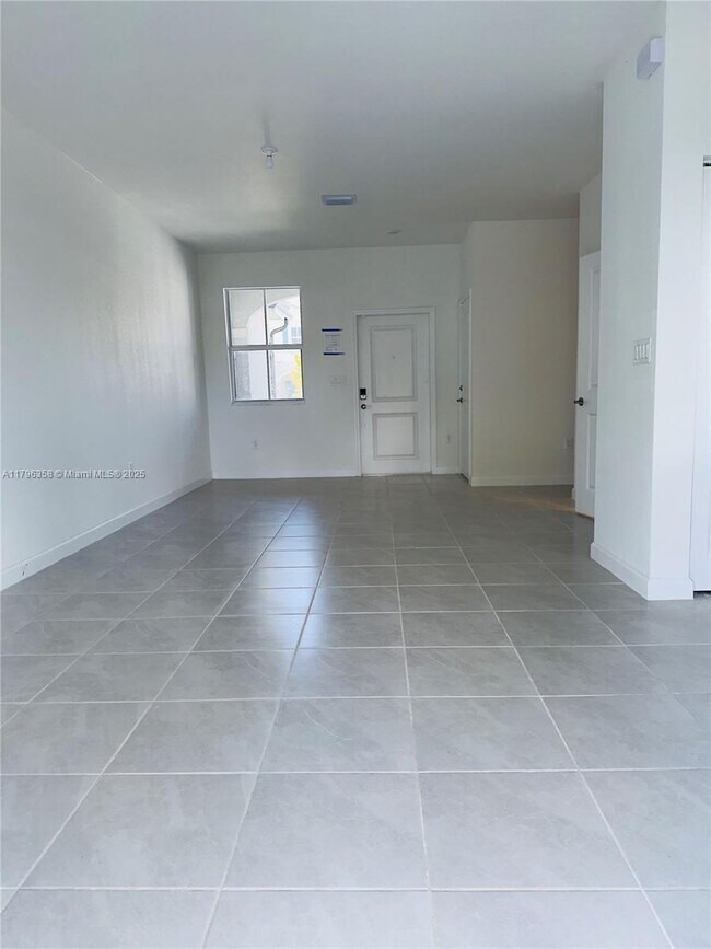 28516 SW 133rd Path in Homestead, FL - Building Photo - Building Photo