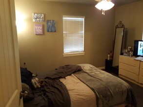 1120 S Walnut St in Stillwater, OK - Building Photo - Building Photo