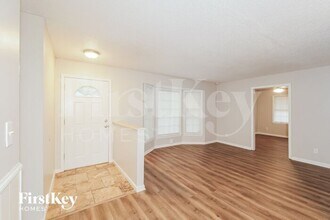 5613 Manning Ave in Raytown, MO - Building Photo - Building Photo