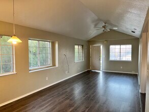 3591 Belden St in Sacramento, CA - Building Photo - Building Photo