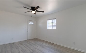 1237 W Pierce St in Phoenix, AZ - Building Photo - Building Photo