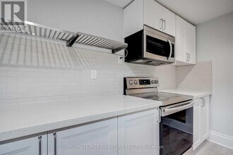 604 A Queen St W in Toronto, ON - Building Photo - Building Photo