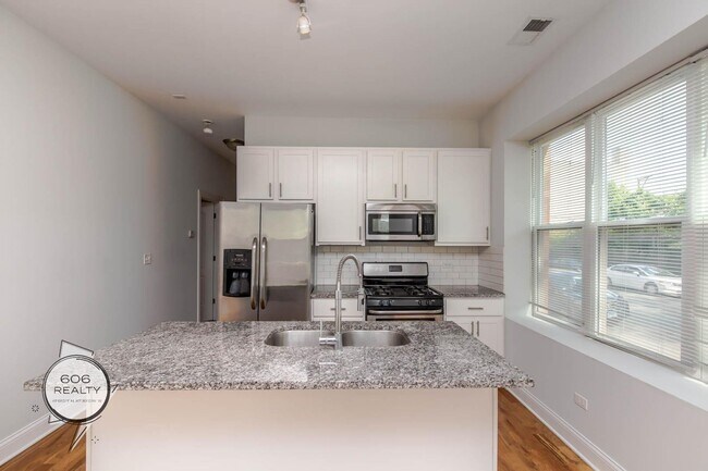 1501 N Talman Ave in Chicago, IL - Building Photo - Building Photo