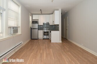 535 W Belmont Ave, Unit A06C in Chicago, IL - Building Photo - Building Photo