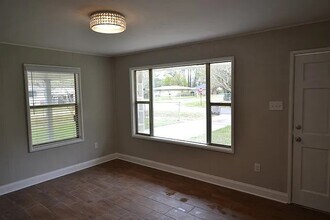 3304 Grant St in Baker, LA - Building Photo - Building Photo