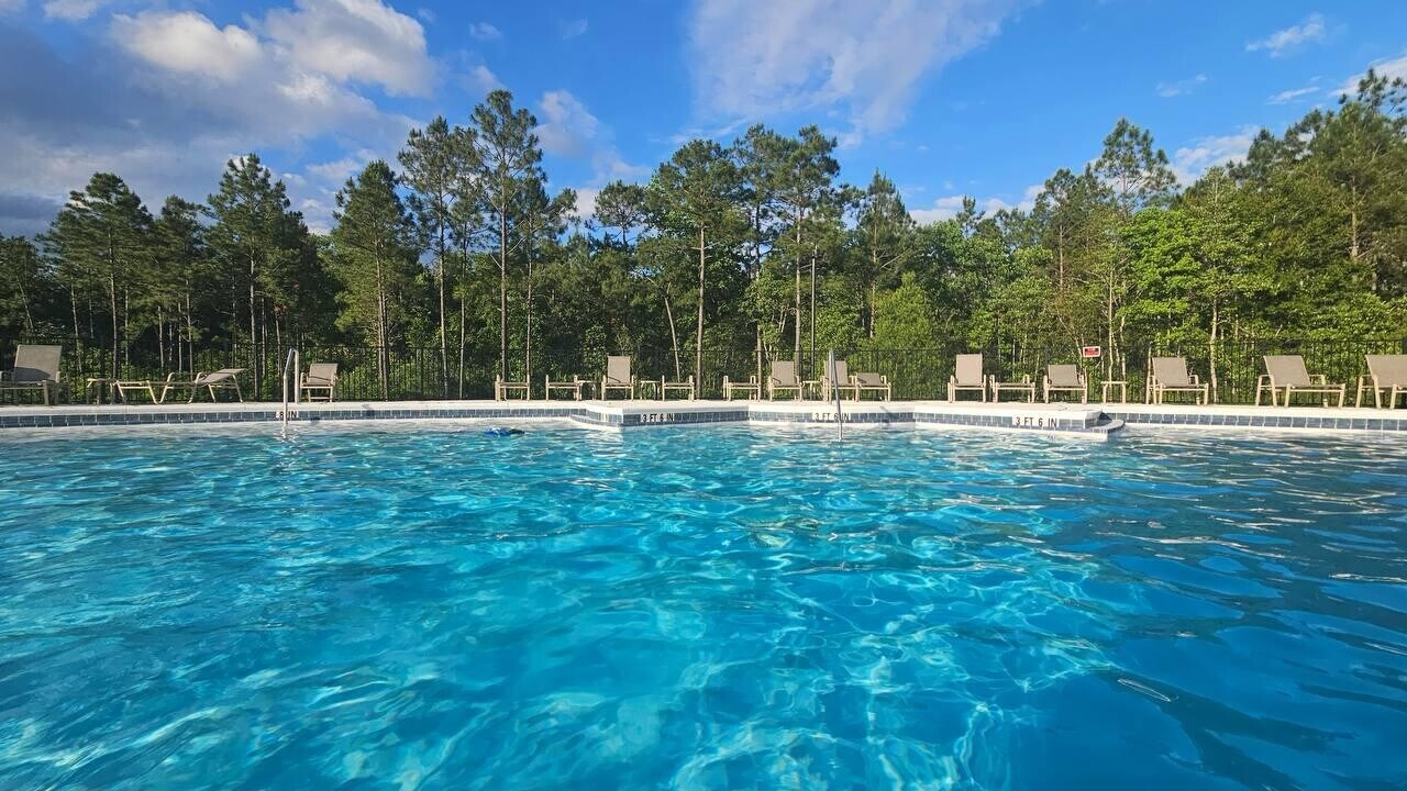 8670 Pathstone Blvd in Pensacola, FL - Building Photo