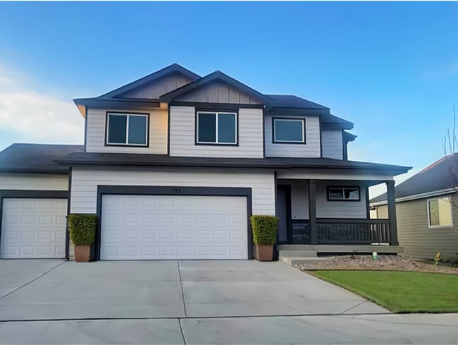 property at 313 Soleil St