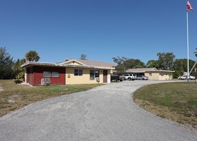 101 Pine Cir in Boca Raton, FL - Building Photo