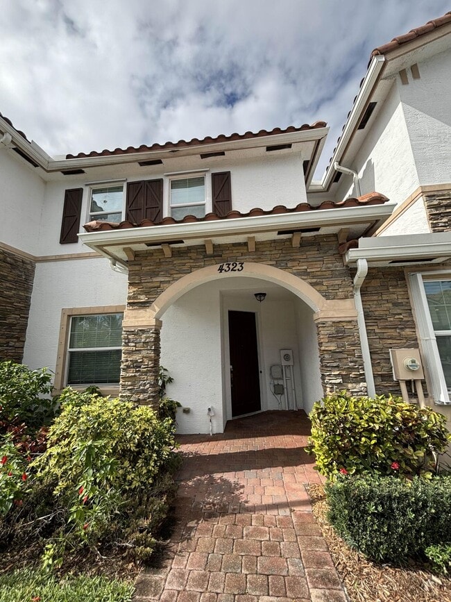 property at 4323 BRAXTON AVE