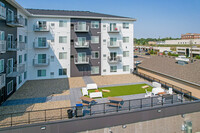 First Street Lofts in Downtown Bismarck in Bismarck, ND - Foto de edificio - Building Photo