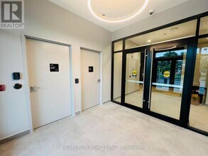 397 Codd's Rd in Ottawa, ON - Building Photo - Building Photo
