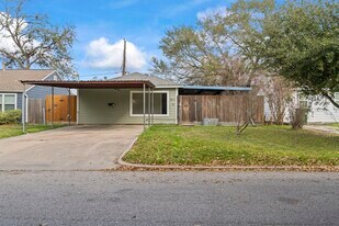 7511 Magnolia St in Houston, TX - Building Photo