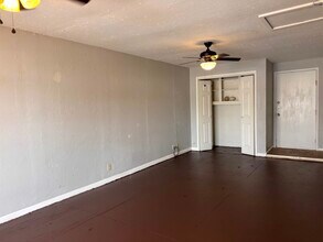 1407 Harris Ln in Wichita Falls, TX - Building Photo - Building Photo