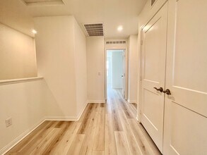 1862 Red Willow Wy in Oceanside, CA - Building Photo - Building Photo