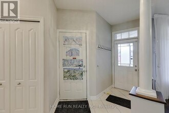 190 Keyrock Dr in Ottawa, ON - Building Photo - Building Photo