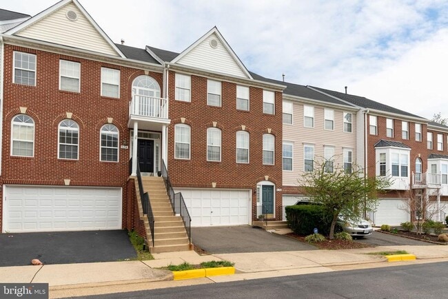 property at 5136 Ballycastle Cir