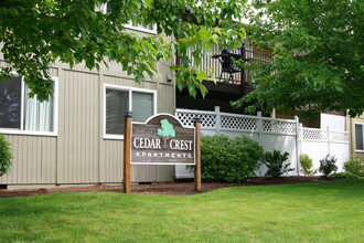 Cedar Crest Apartments in Salem, OR - Building Photo - Interior Photo