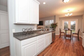 8475 Haleigh Woods Dr in Columbus, OH - Building Photo - Building Photo