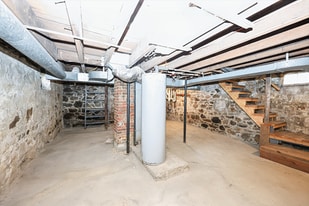 50 Front St in Braintree, MA - Building Photo