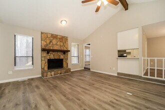 1640 Clearstone Dr in Lithia Springs, GA - Building Photo - Building Photo