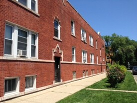 3652 N Kilpatrick Ave, Unit 1 Apartments