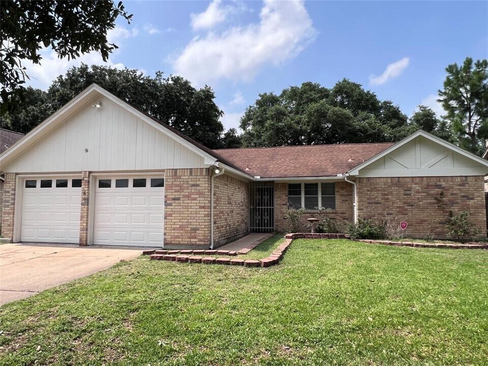 22422 Elsinore Dr in Katy, TX - Building Photo