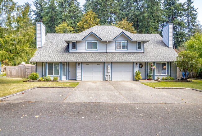 5823 186th Ave Ct E in Lake Tapps, WA - Building Photo - Building Photo