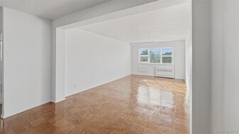 3240 Riverdale Ave in Bronx, NY - Building Photo
