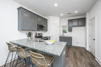 211 Cache Ct in Charleston, SC - Building Photo - Building Photo