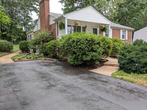 604 Shamrock Rd in Charlottesville, VA - Building Photo - Building Photo