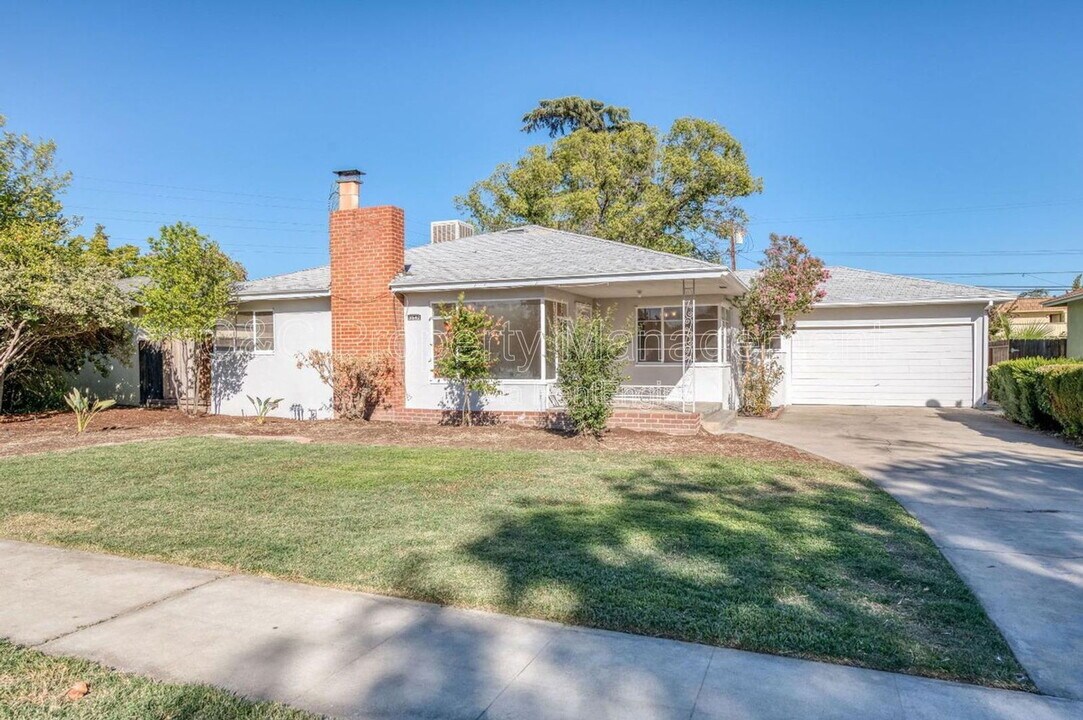 3542 N Orchard St in Fresno, CA - Building Photo