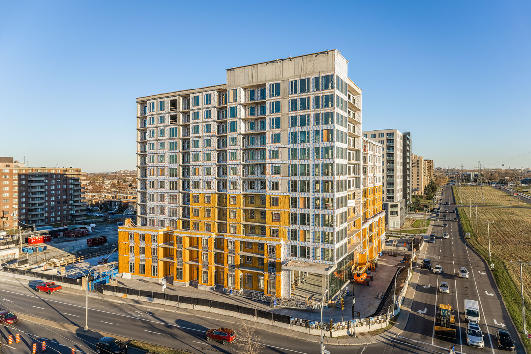 Monarc in Montréal, QC - Building Photo