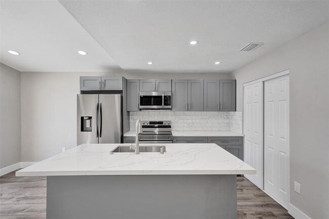 property at 2614 W 65th St