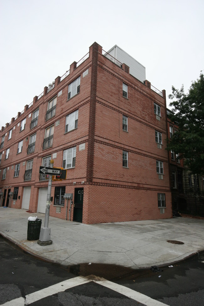 1400-1408 Bedford Ave in Brooklyn, NY - Building Photo - Building Photo