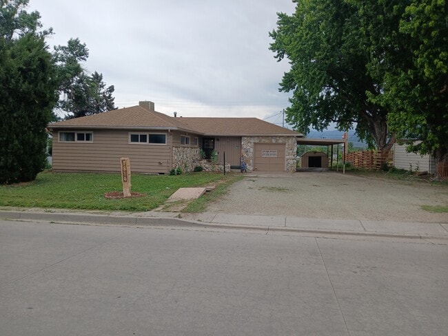 property at 1814 Franklin Ave