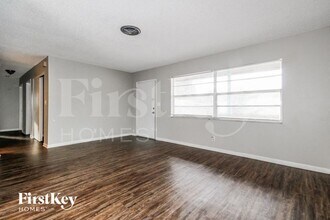 130 Davison Ave N in St. Petersburg, FL - Building Photo - Building Photo
