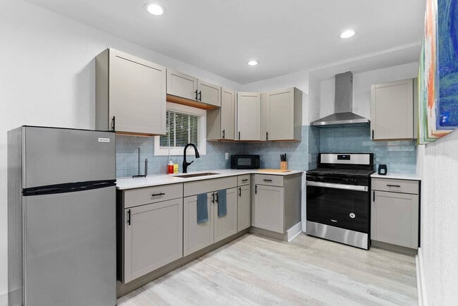 412 Harwood St in Orlando, FL - Building Photo - Building Photo