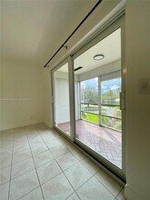 700 Layne Blvd in Hallandale Beach, FL - Building Photo - Building Photo