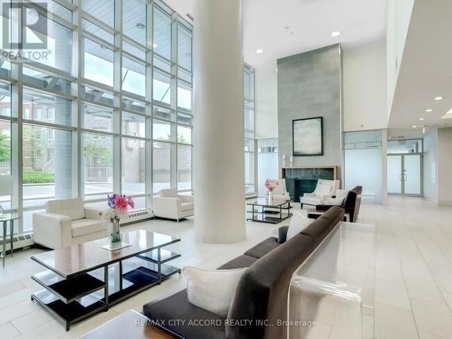 15 Windermere Ave in Toronto, ON - Building Photo - Building Photo