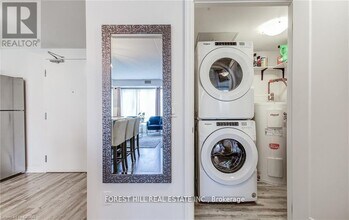 104 Summit Ridge Dr in Guelph, ON - Building Photo - Building Photo