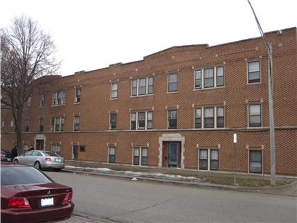 2402 S Clarence Ave in Berwyn, IL - Foto de edificio - Building Photo