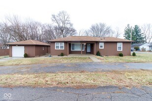 630 Chester St in Anderson, IN - Building Photo