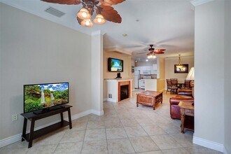 2724 Via Murano, Unit 610 in Clearwater, FL - Foto de edificio - Building Photo