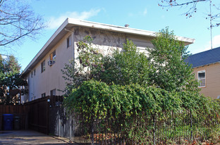 3317 W St in Sacramento, CA - Building Photo - Building Photo