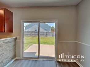 501 Whirlaway Ct in Burns, TN - Building Photo - Building Photo