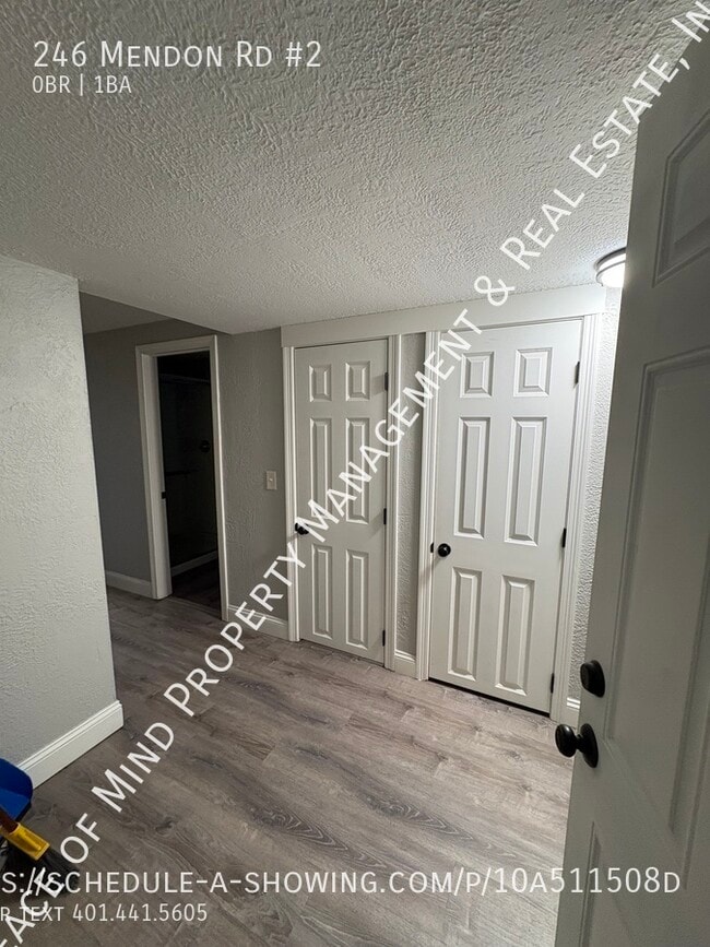 246 Mendon Rd in Woonsocket, RI - Building Photo - Building Photo