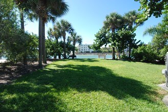 526 Corey Ave in St Pete Beach, FL - Building Photo - Building Photo