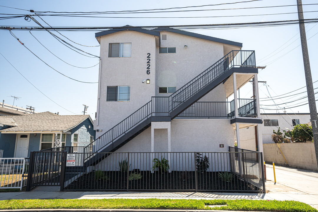 2226 Lewis Ave in Long Beach, CA - Building Photo