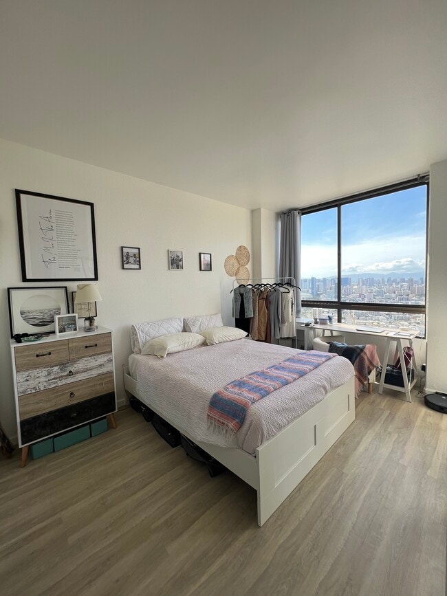 property at 2499 Kapiolani Blvd